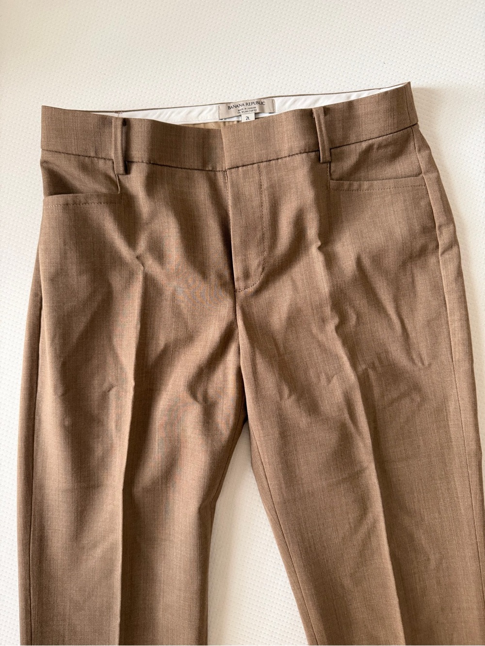 Banana Republic Women’s Tan Business Pants Size 2 Long - Picture 3 of 5